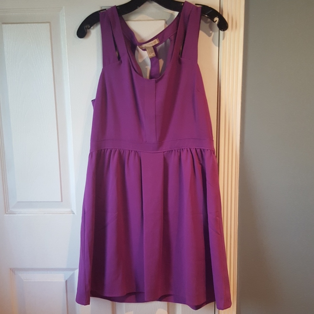 purple dress
